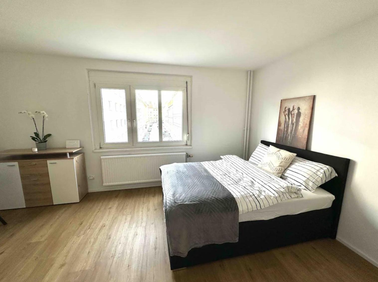 Urban Stays Apartments Wina Bagian luar foto