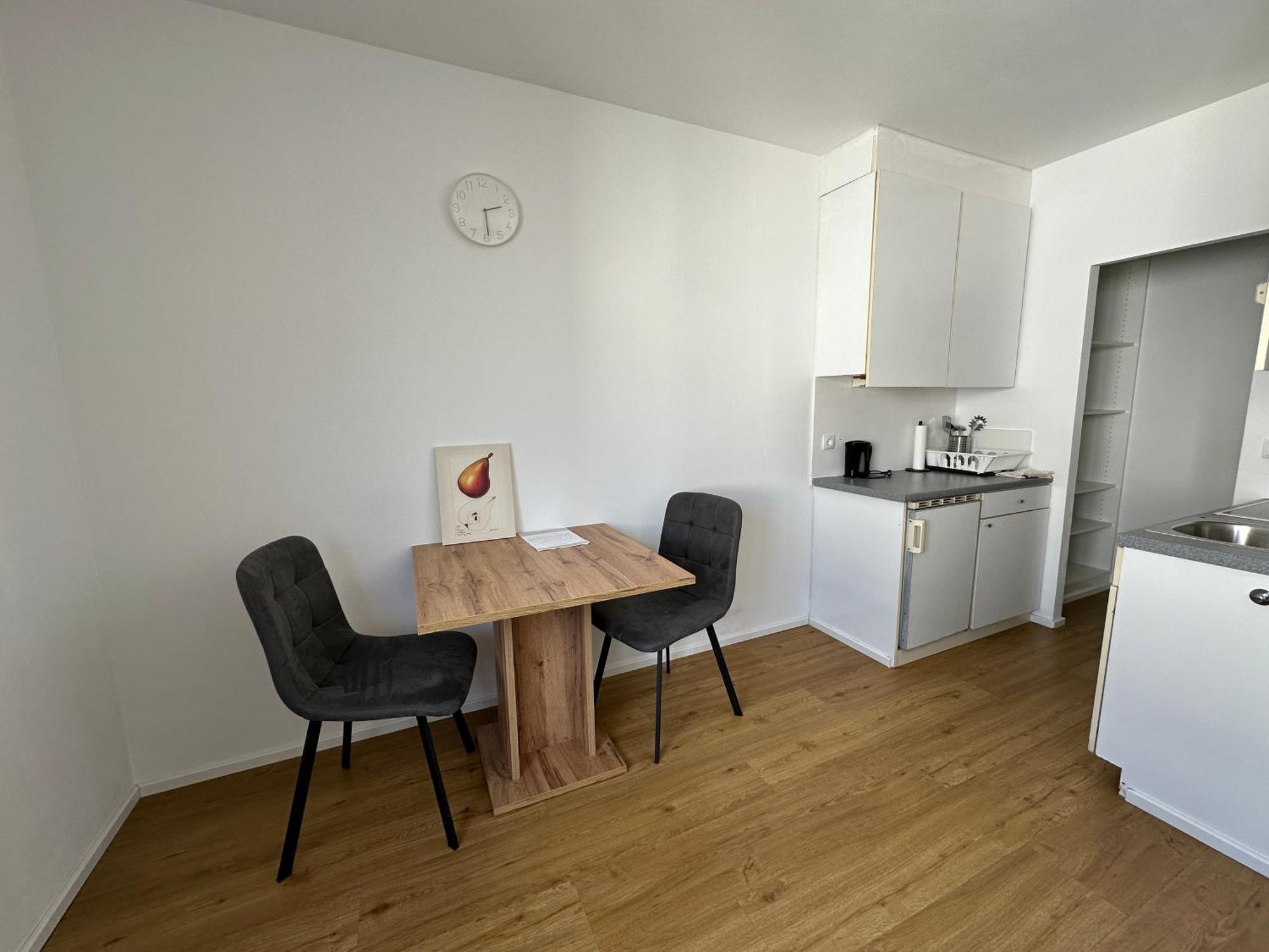 Urban Stays Apartments Wina Ruang foto