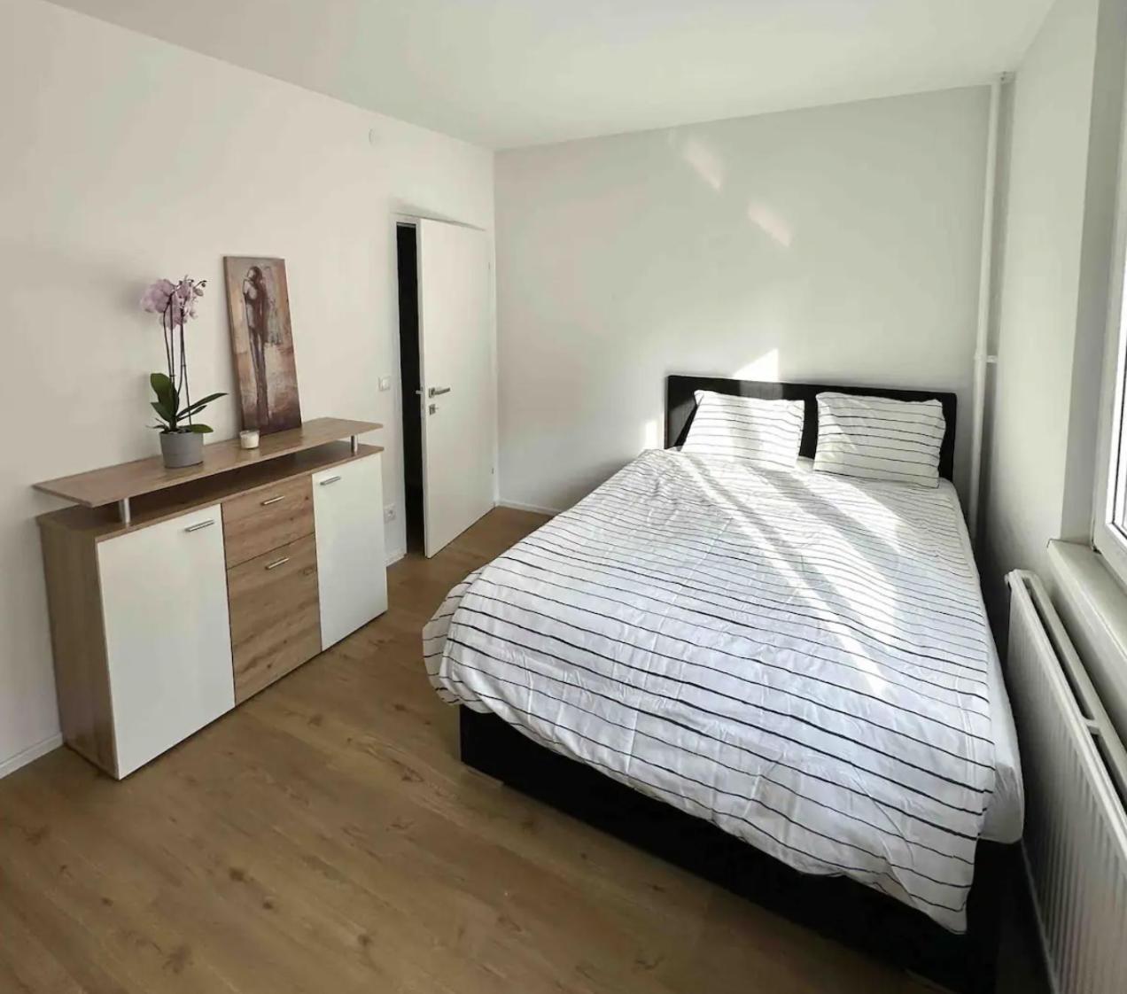 Urban Stays Apartments Wina Bagian luar foto
