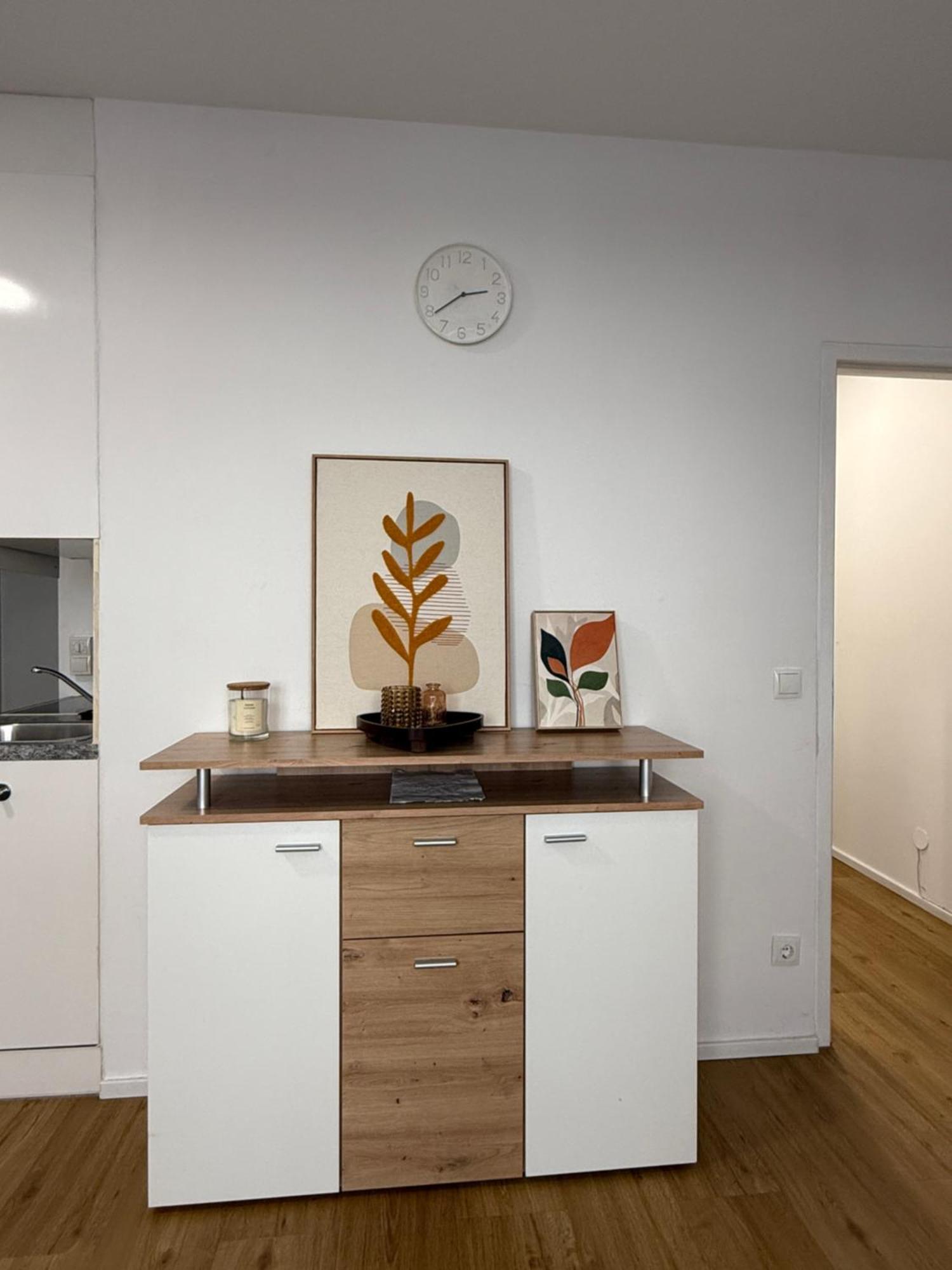 Urban Stays Apartments Wina Bagian luar foto