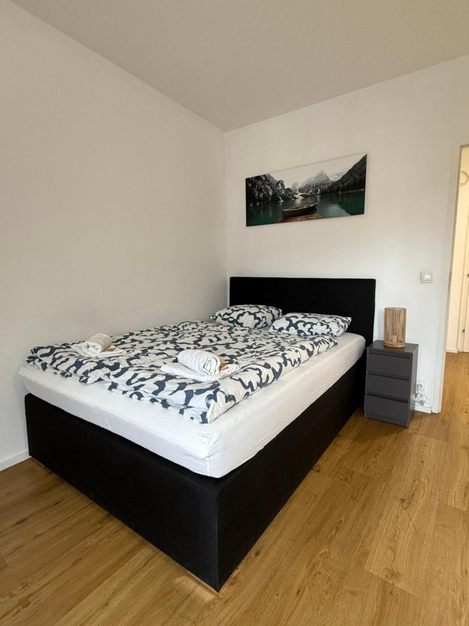 Urban Stays Apartments Wina Bagian luar foto