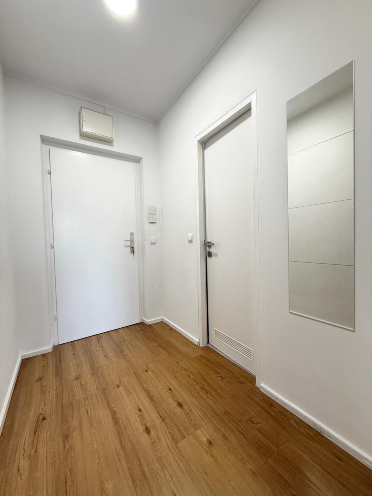Urban Stays Apartments Wina Bagian luar foto